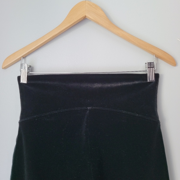 SPANX Velvet Leggings - Picture 7 of 13